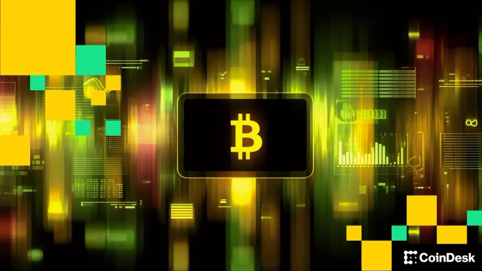 VanEck says bitcoin’s downturn is being driven by mid-cycle wallets while the oldest holders keep accumulating, with futures data showing washed-out market conditions.